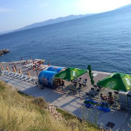 Room Petra In Centertown Senj  Exterior photo